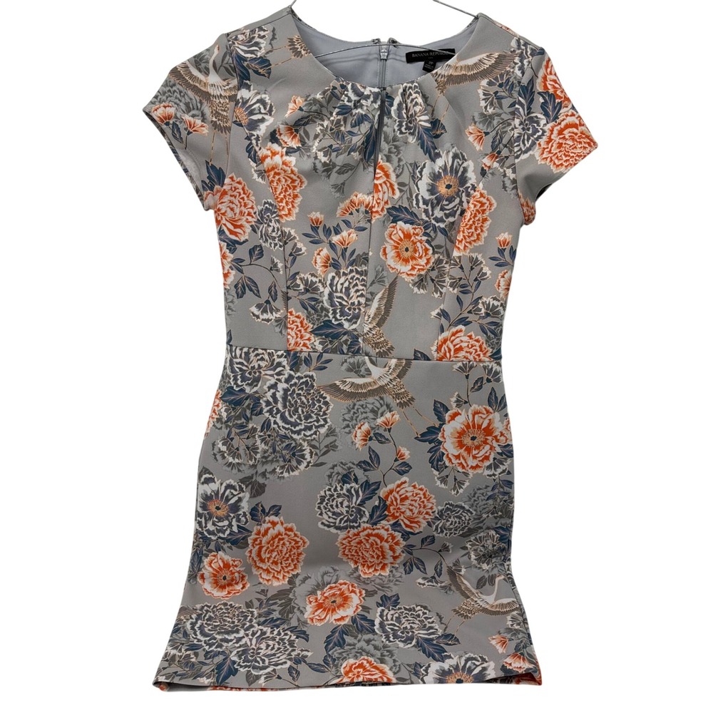 Banana Republic Grey Floral Crane Bird Print Sheath Dress Short Sleeve 2P Petite